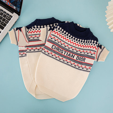 DD Pattern Doggo Sweater